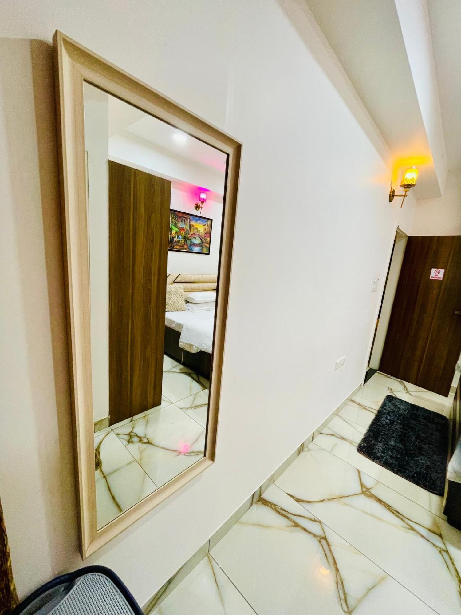3Bhk Airport Vista Apartment - Entire Apartment Jaipur Luaran gambar